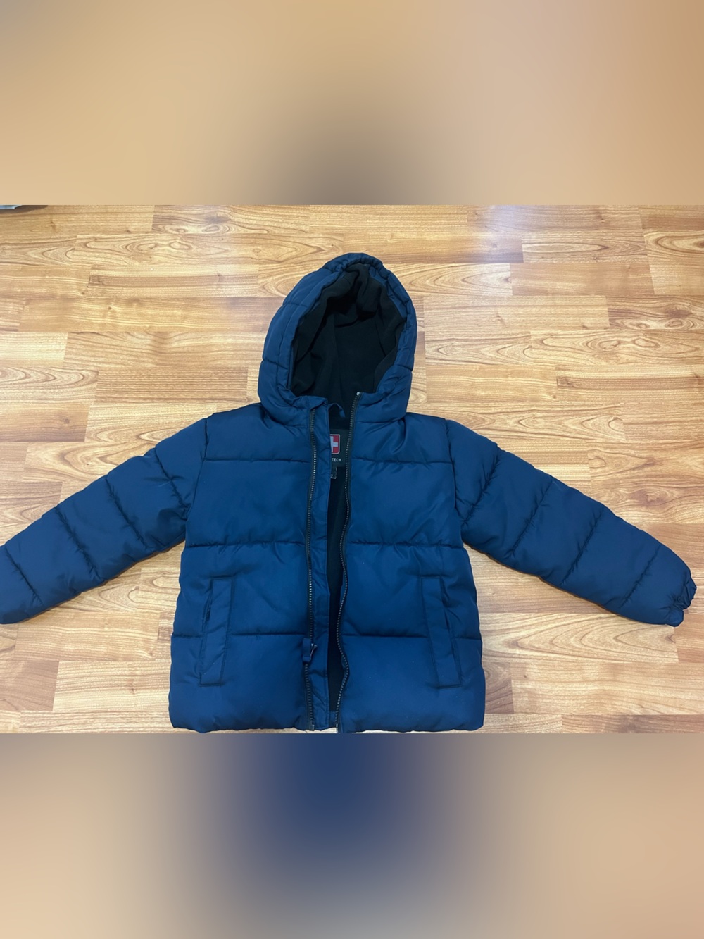 Swiss Tech Child’s Puffer Coat Navy Blue Zip Front Pockets Size S (6-7) w/Hood